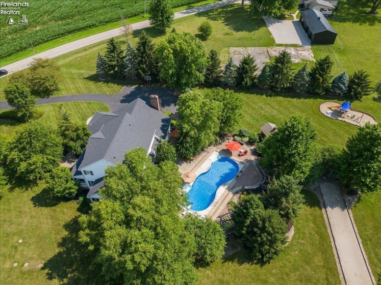 2440 Wyandot Rd., Bucyrus, 44820, 4 Bedrooms Bedrooms, ,4 BathroomsBathrooms,Residential,For Sale,Wyandot Rd.,20261003