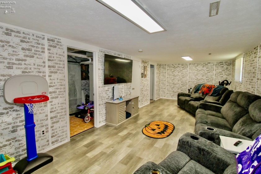 3117 Bayview Lane, Sandusky, 44870, 3 Bedrooms Bedrooms, ,2 BathroomsBathrooms,Residential,For Sale,Bayview,20260996