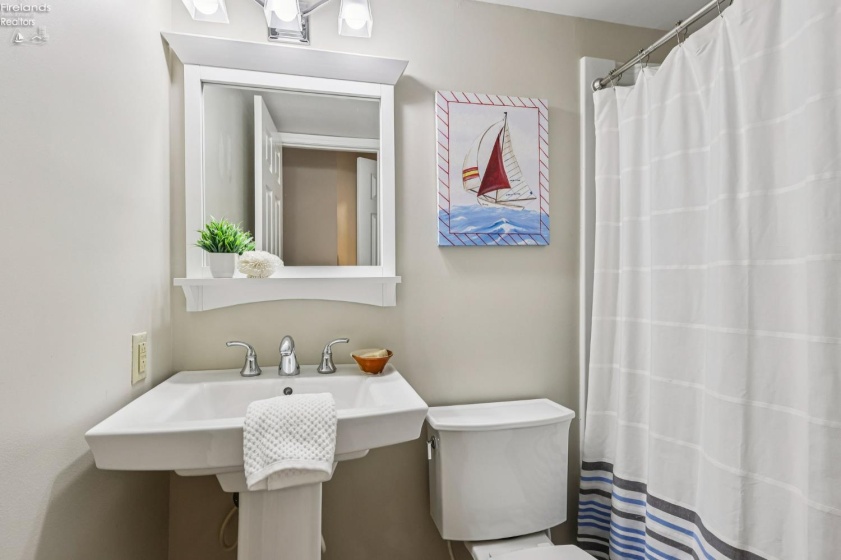 608 Monument View, Marblehead, 43440, 2 Bedrooms Bedrooms, ,3 BathroomsBathrooms,Residential,For Sale,Monument View,20260990