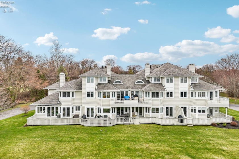 608 Monument View, Marblehead, 43440, 2 Bedrooms Bedrooms, ,3 BathroomsBathrooms,Residential,For Sale,Monument View,20260990