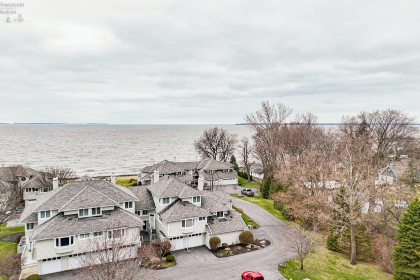 608 Monument View, Marblehead, 43440, 2 Bedrooms Bedrooms, ,3 BathroomsBathrooms,Residential,For Sale,Monument View,20260990