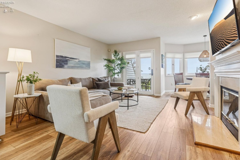 608 Monument View, Marblehead, 43440, 2 Bedrooms Bedrooms, ,3 BathroomsBathrooms,Residential,For Sale,Monument View,20260990