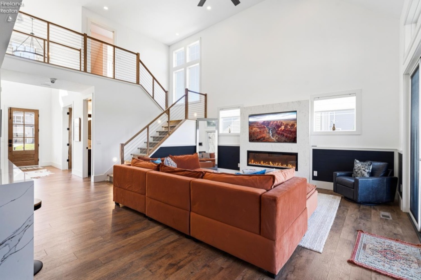 5031 Blue Teal Drive, Port Clinton, 43452, 4 Bedrooms Bedrooms, ,4 BathroomsBathrooms,Residential,For Sale,Blue Teal,20260891