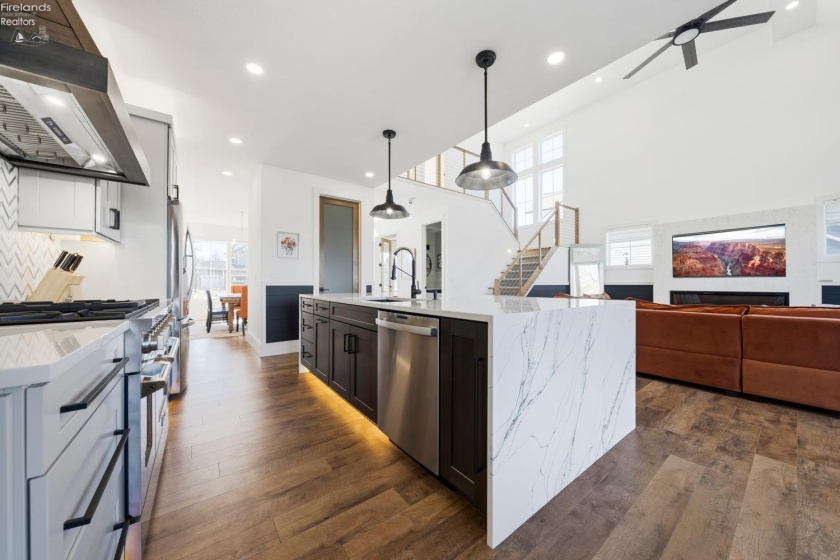 5031 Blue Teal Drive, Port Clinton, 43452, 4 Bedrooms Bedrooms, ,4 BathroomsBathrooms,Residential,For Sale,Blue Teal,20260891