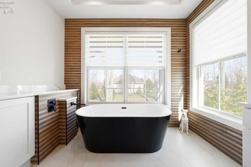 5031 Blue Teal Drive, Port Clinton, 43452, 4 Bedrooms Bedrooms, ,4 BathroomsBathrooms,Residential,For Sale,Blue Teal,20260891