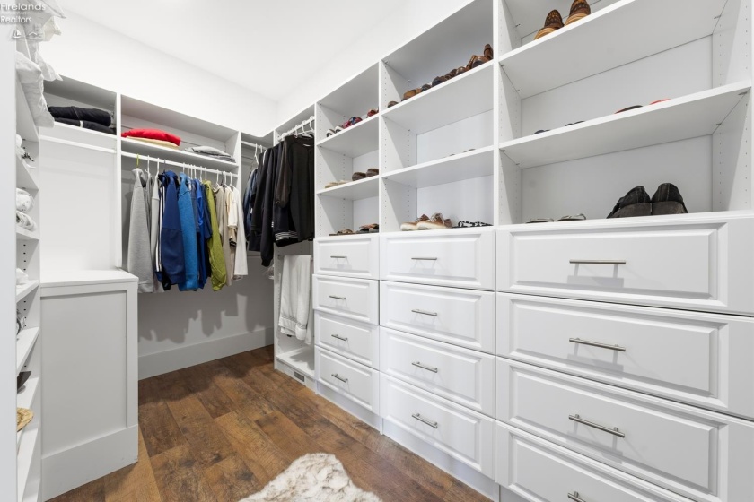 5031 Blue Teal Drive, Port Clinton, 43452, 4 Bedrooms Bedrooms, ,4 BathroomsBathrooms,Residential,For Sale,Blue Teal,20260891