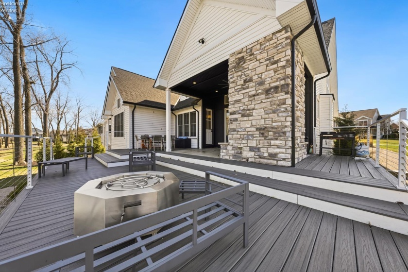 5031 Blue Teal Drive, Port Clinton, 43452, 4 Bedrooms Bedrooms, ,4 BathroomsBathrooms,Residential,For Sale,Blue Teal,20260891