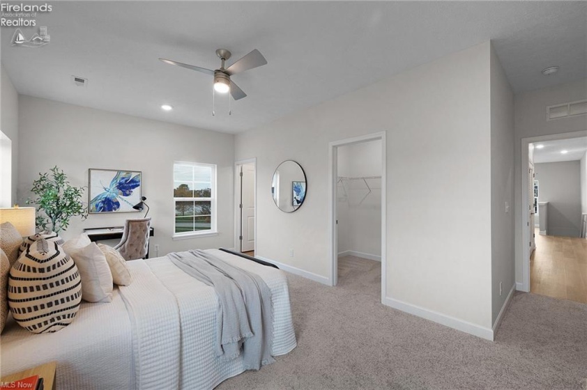 445 Harbor Lane, Lorain, 44052, ,3 BathroomsBathrooms,Residential,For Sale,Harbor,20261006