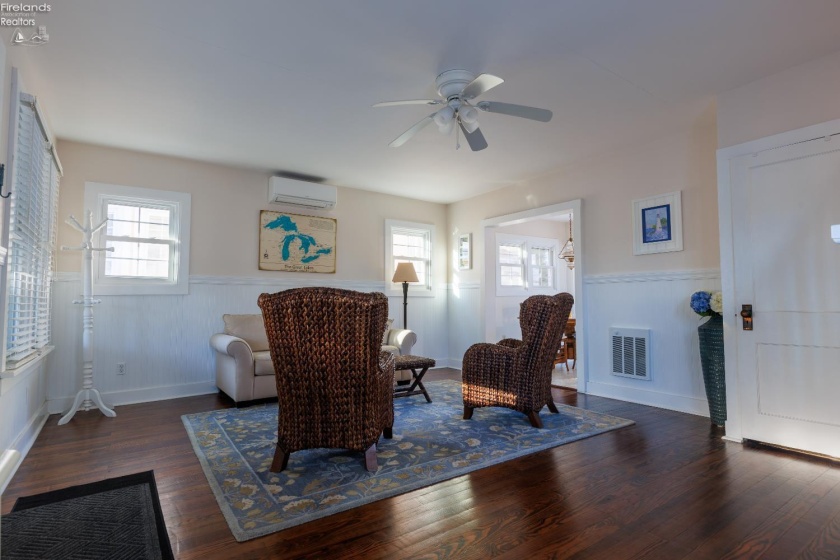 170 Jasmine Avenue, Lakeside, 43440, 5 Bedrooms Bedrooms, ,2 BathroomsBathrooms,Residential,For Sale,Jasmine,20260621