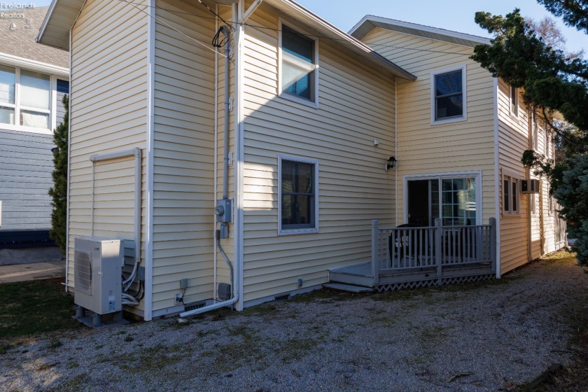 170 Jasmine Avenue, Lakeside, 43440, 5 Bedrooms Bedrooms, ,2 BathroomsBathrooms,Residential,For Sale,Jasmine,20260621