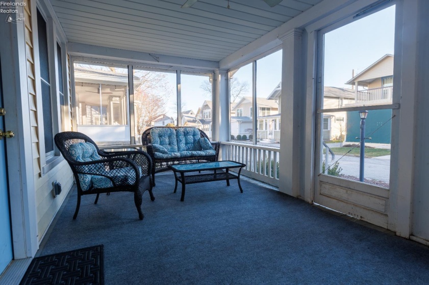 170 Jasmine Avenue, Lakeside, 43440, 5 Bedrooms Bedrooms, ,2 BathroomsBathrooms,Residential,For Sale,Jasmine,20260621