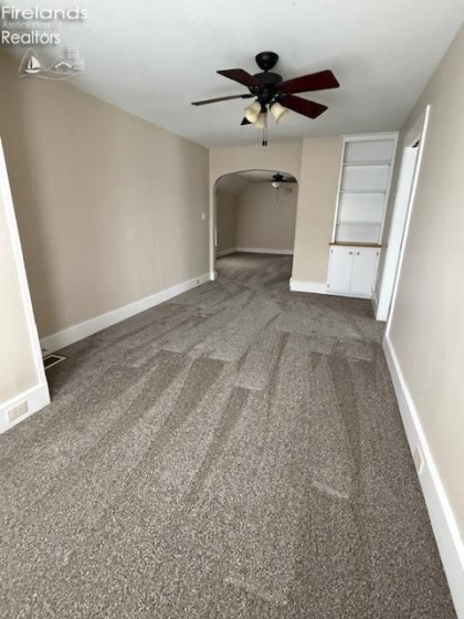 811 W Osborne st Street, Sandusky, 44870, 5 Bedrooms Bedrooms, ,2 BathroomsBathrooms,Residential,For Sale,W Osborne st,20261011