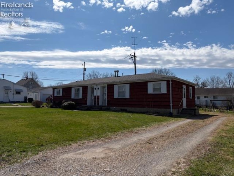 109 Wall St, Tiffin, 44883, ,Multiple Units,For Sale,Wall St,20260883