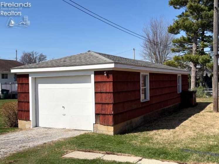 109 Wall St, Tiffin, 44883, ,Multiple Units,For Sale,Wall St,20260883