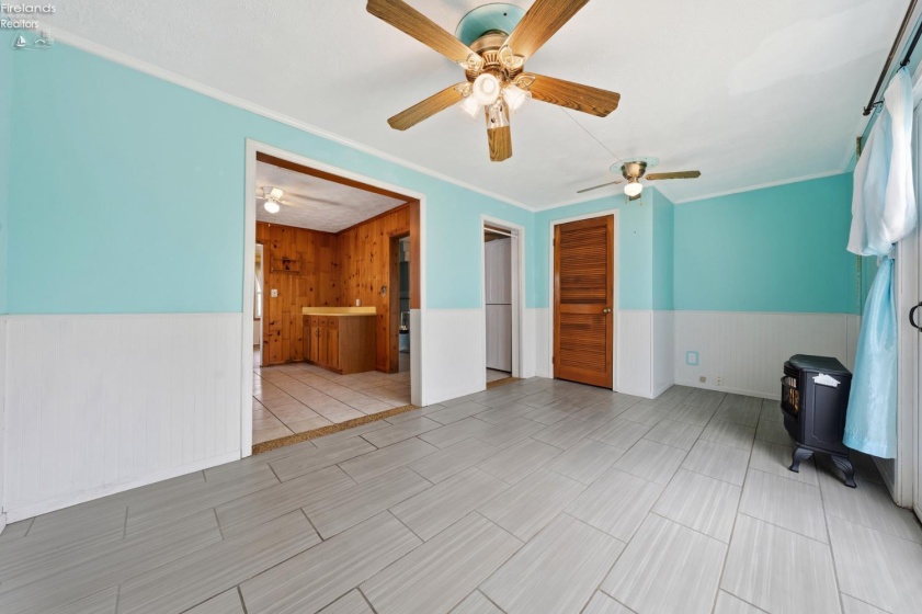 271 Willow Dale Road, Marblehead, 43440, 2 Bedrooms Bedrooms, ,1 BathroomBathrooms,Residential,For Sale,Willow Dale,20260999