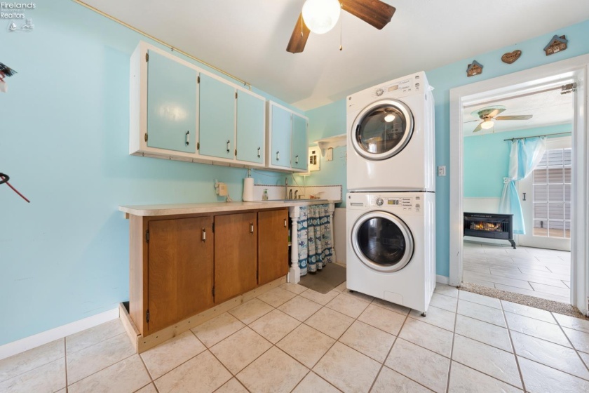 271 Willow Dale Road, Marblehead, 43440, 2 Bedrooms Bedrooms, ,1 BathroomBathrooms,Residential,For Sale,Willow Dale,20260999