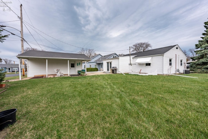 271 Willow Dale Road, Marblehead, 43440, 2 Bedrooms Bedrooms, ,1 BathroomBathrooms,Residential,For Sale,Willow Dale,20260999