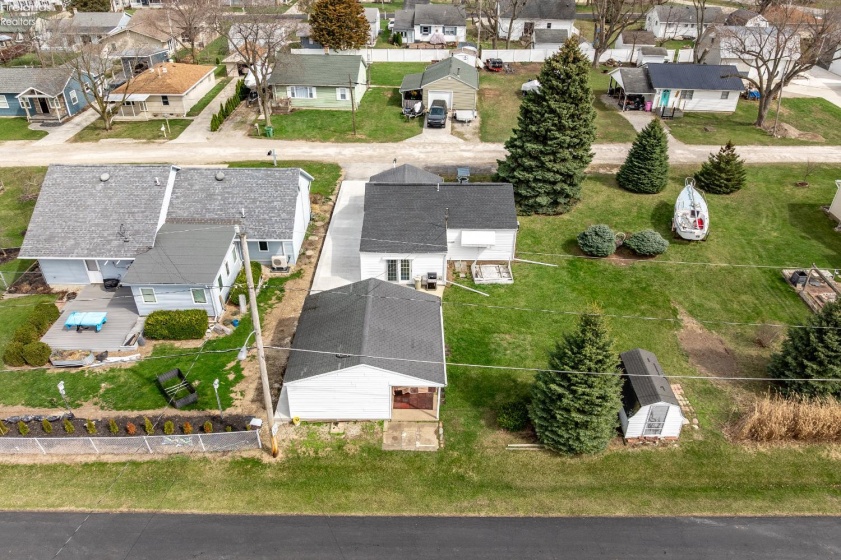 271 Willow Dale Road, Marblehead, 43440, 2 Bedrooms Bedrooms, ,1 BathroomBathrooms,Residential,For Sale,Willow Dale,20260999