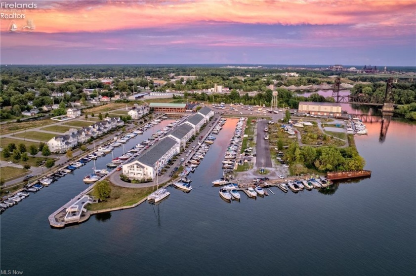 449 Harbor Lane, Lorain, 44052, 3 Bedrooms Bedrooms, ,4 BathroomsBathrooms,Residential,For Sale,Harbor,20261019