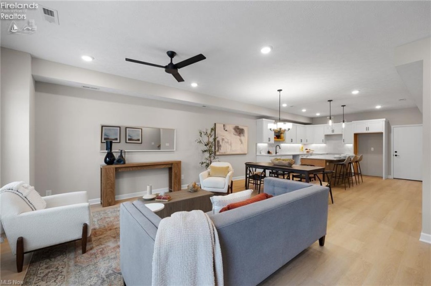 449 Harbor Lane, Lorain, 44052, 3 Bedrooms Bedrooms, ,4 BathroomsBathrooms,Residential,For Sale,Harbor,20261019