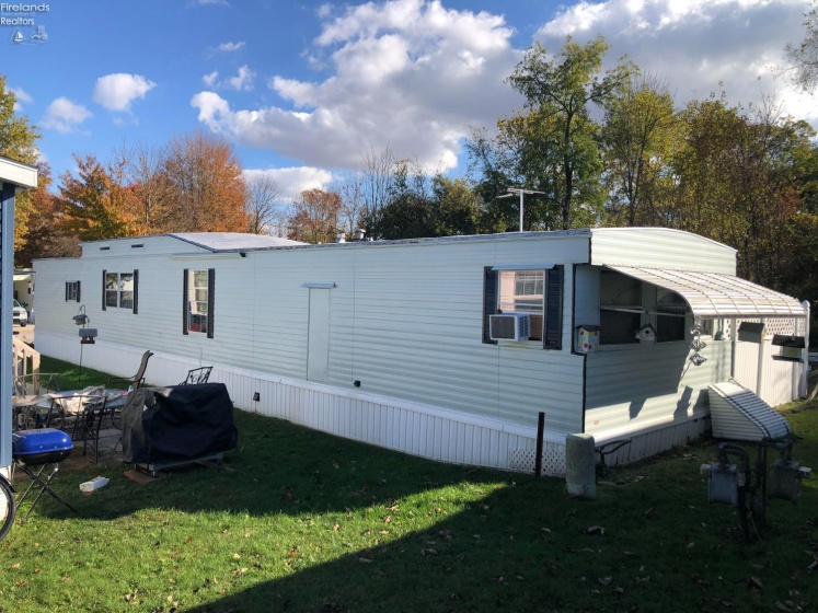 216 Westwoods Lot 16, Amherst, 44001, 2 Bedrooms Bedrooms, ,1 BathroomBathrooms,Residential,For Sale,Westwoods Lot 16,20261016