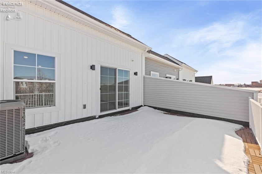 457 Harbor Lane, Lorain, 44052, 3 Bedrooms Bedrooms, ,4 BathroomsBathrooms,Residential,For Sale,Harbor,20261027