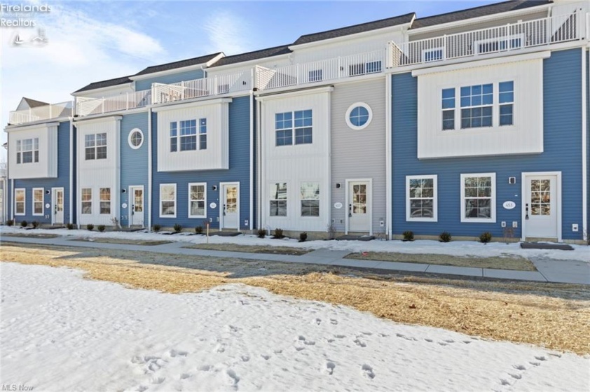 457 Harbor Lane, Lorain, 44052, 3 Bedrooms Bedrooms, ,4 BathroomsBathrooms,Residential,For Sale,Harbor,20261027