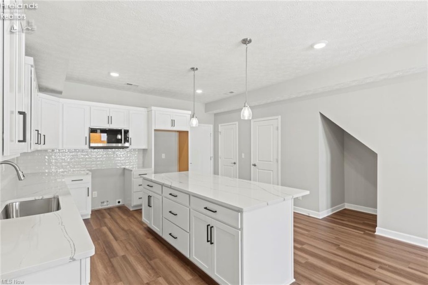 457 Harbor Lane, Lorain, 44052, 3 Bedrooms Bedrooms, ,4 BathroomsBathrooms,Residential,For Sale,Harbor,20261027