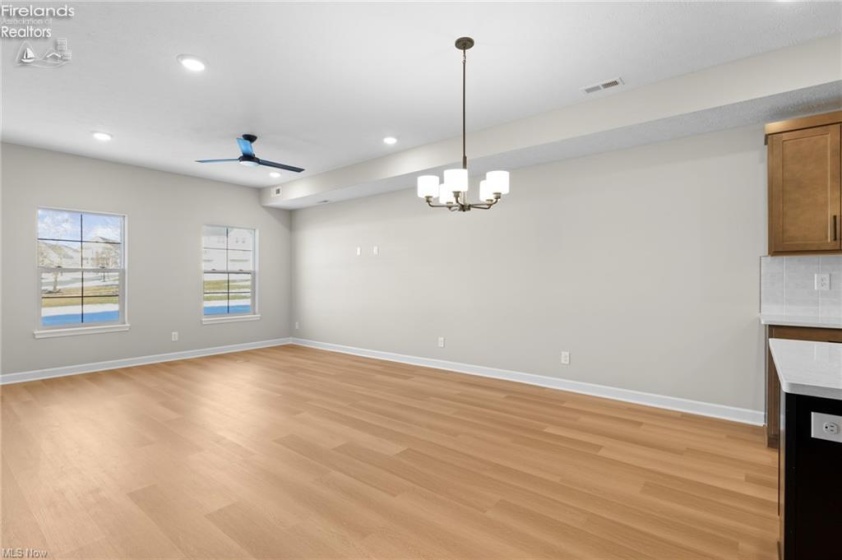 453 Harbor Lane, Lorain, 44052, 3 Bedrooms Bedrooms, ,4 BathroomsBathrooms,Residential,For Sale,Harbor,20261028