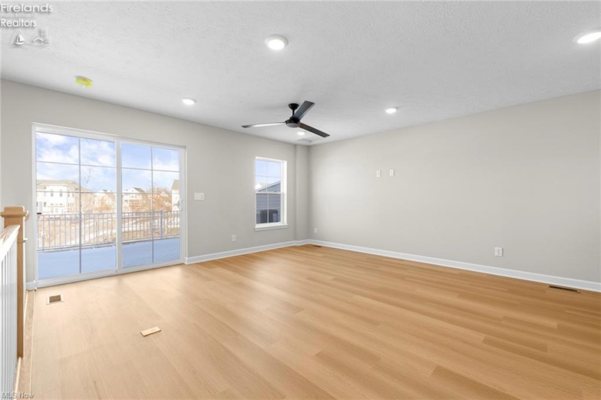 453 Harbor Lane, Lorain, 44052, 3 Bedrooms Bedrooms, ,4 BathroomsBathrooms,Residential,For Sale,Harbor,20261028