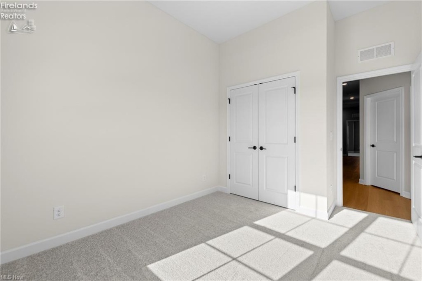 453 Harbor Lane, Lorain, 44052, 3 Bedrooms Bedrooms, ,4 BathroomsBathrooms,Residential,For Sale,Harbor,20261028