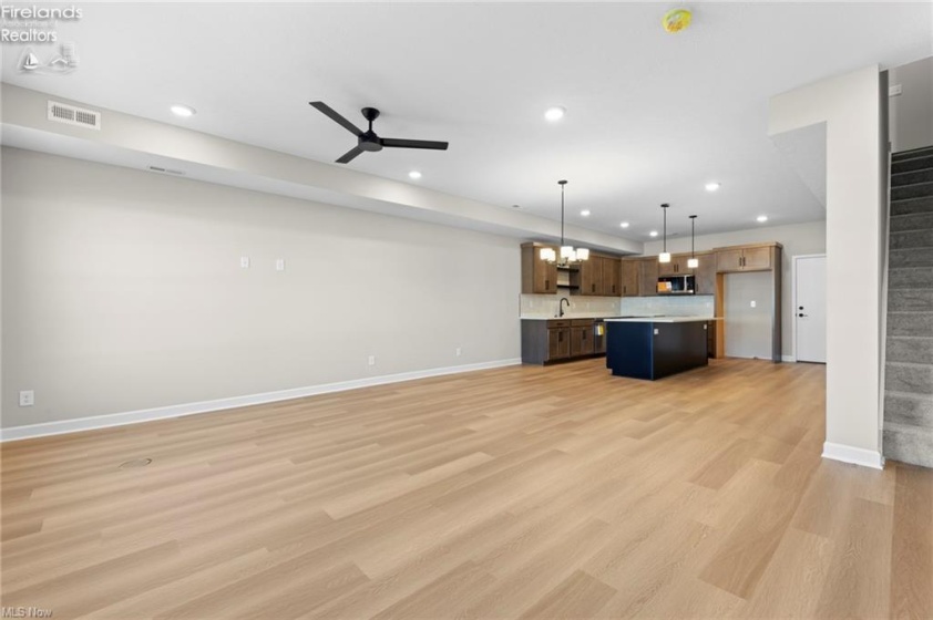 453 Harbor Lane, Lorain, 44052, 3 Bedrooms Bedrooms, ,4 BathroomsBathrooms,Residential,For Sale,Harbor,20261028