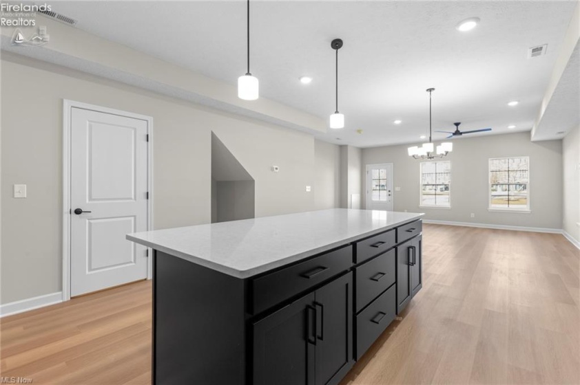 453 Harbor Lane, Lorain, 44052, 3 Bedrooms Bedrooms, ,4 BathroomsBathrooms,Residential,For Sale,Harbor,20261028