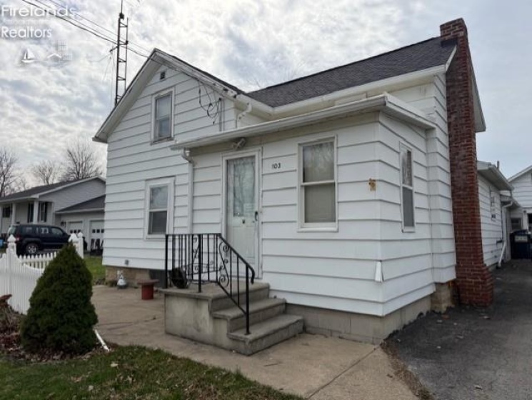 103 Catherine Street, Green Springs, 44836, 4 Bedrooms Bedrooms, ,2 BathroomsBathrooms,Residential,For Sale,Catherine,20261020