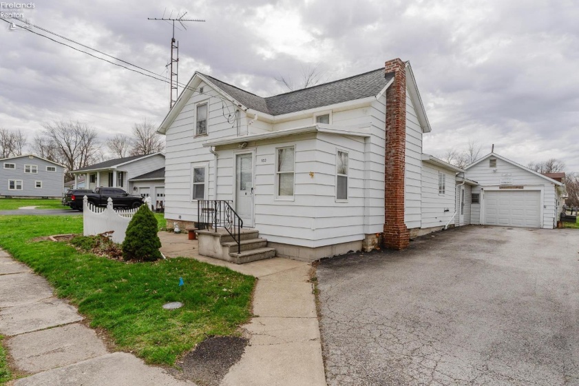 103 Catherine Street, Green Springs, 44836, 4 Bedrooms Bedrooms, ,2 BathroomsBathrooms,Residential,For Sale,Catherine,20261020