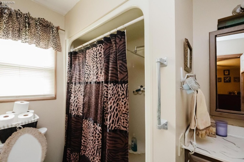 103 Catherine Street, Green Springs, 44836, 4 Bedrooms Bedrooms, ,2 BathroomsBathrooms,Residential,For Sale,Catherine,20261020