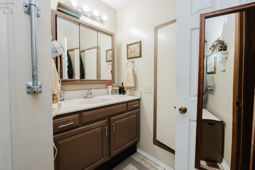 103 Catherine Street, Green Springs, 44836, 4 Bedrooms Bedrooms, ,2 BathroomsBathrooms,Residential,For Sale,Catherine,20261020