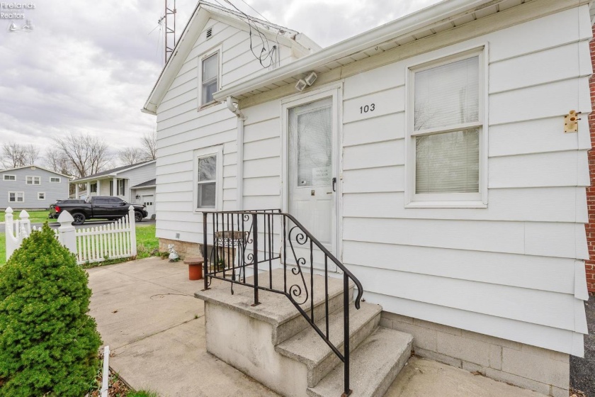 103 Catherine Street, Green Springs, 44836, 4 Bedrooms Bedrooms, ,2 BathroomsBathrooms,Residential,For Sale,Catherine,20261020