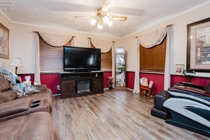 103 Catherine Street, Green Springs, 44836, 4 Bedrooms Bedrooms, ,2 BathroomsBathrooms,Residential,For Sale,Catherine,20261020