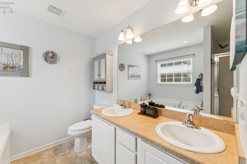 1235 Cherokee, Vermilion, 44089, 3 Bedrooms Bedrooms, ,3 BathroomsBathrooms,Residential,For Sale,Cherokee,20260846