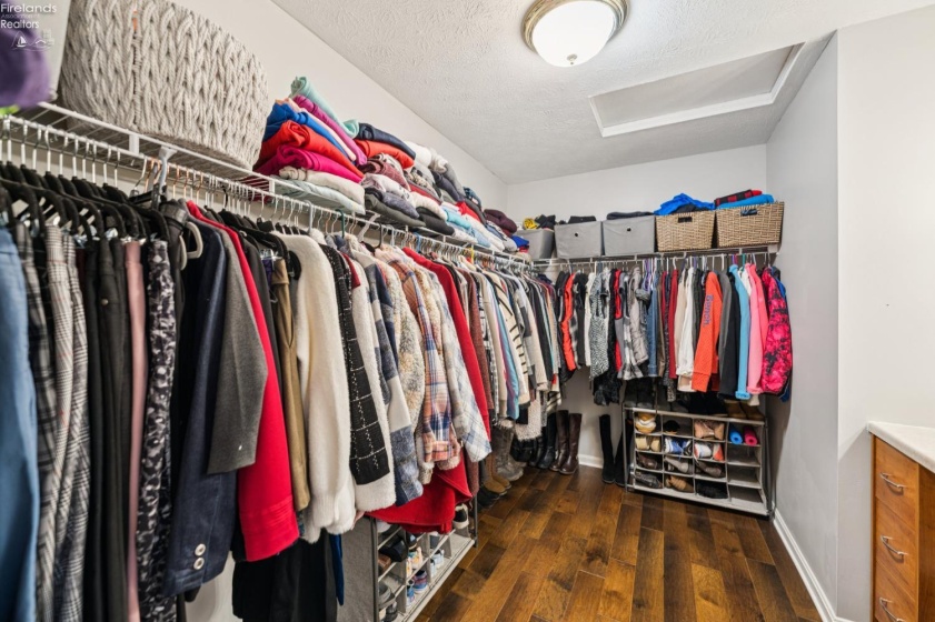 1235 Cherokee, Vermilion, 44089, 3 Bedrooms Bedrooms, ,3 BathroomsBathrooms,Residential,For Sale,Cherokee,20260846