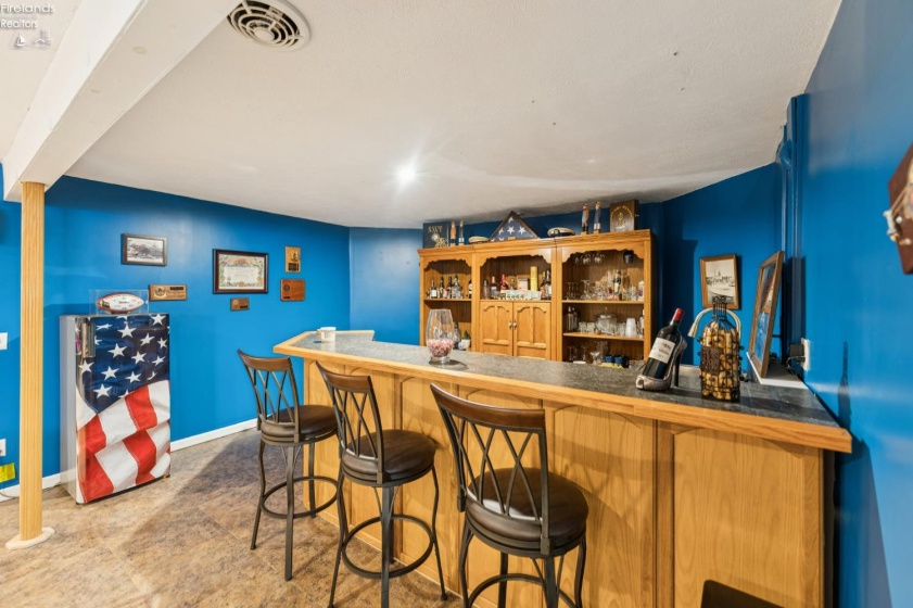 1235 Cherokee, Vermilion, 44089, 3 Bedrooms Bedrooms, ,3 BathroomsBathrooms,Residential,For Sale,Cherokee,20260846