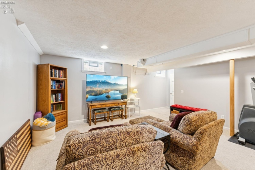 1235 Cherokee, Vermilion, 44089, 3 Bedrooms Bedrooms, ,3 BathroomsBathrooms,Residential,For Sale,Cherokee,20260846