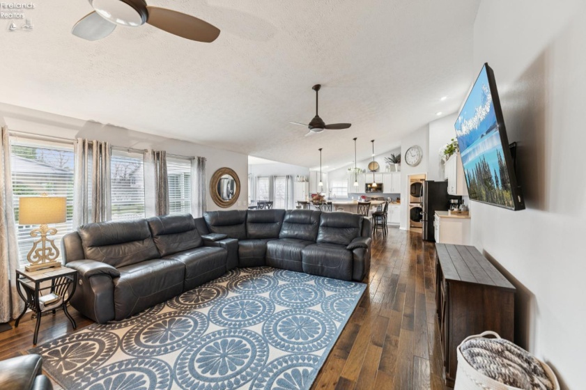 1235 Cherokee, Vermilion, 44089, 3 Bedrooms Bedrooms, ,3 BathroomsBathrooms,Residential,For Sale,Cherokee,20260846