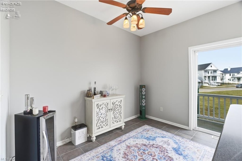 323 Arizona Avenue, Lorain, 44052, 2 Bedrooms Bedrooms, ,3 BathroomsBathrooms,Residential,For Sale,Arizona,20261030