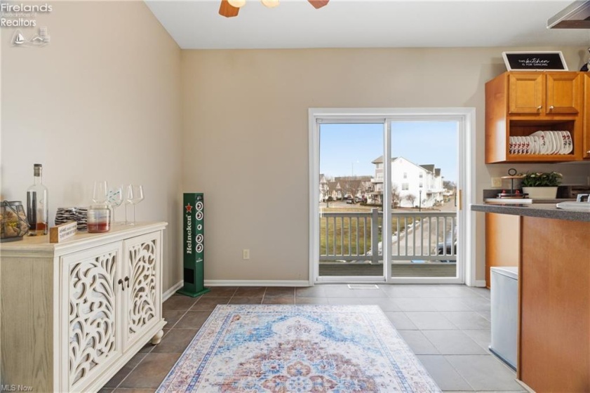 323 Arizona Avenue, Lorain, 44052, 2 Bedrooms Bedrooms, ,3 BathroomsBathrooms,Residential,For Sale,Arizona,20261030