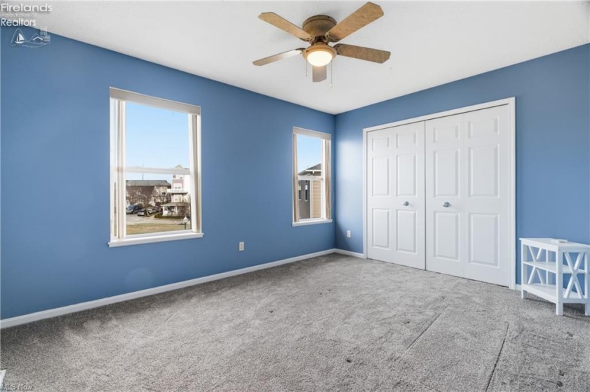 323 Arizona Avenue, Lorain, 44052, 2 Bedrooms Bedrooms, ,3 BathroomsBathrooms,Residential,For Sale,Arizona,20261030