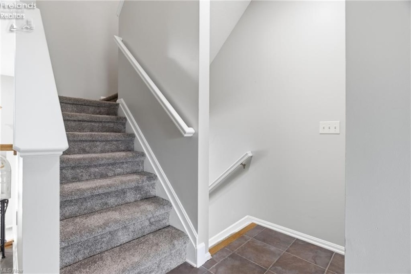 323 Arizona Avenue, Lorain, 44052, 2 Bedrooms Bedrooms, ,3 BathroomsBathrooms,Residential,For Sale,Arizona,20261030