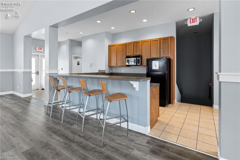 323 Arizona Avenue, Lorain, 44052, 2 Bedrooms Bedrooms, ,3 BathroomsBathrooms,Residential,For Sale,Arizona,20261030