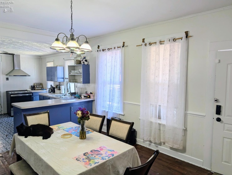 519 NEIL Street, Sandusky, 44870, 3 Bedrooms Bedrooms, ,2 BathroomsBathrooms,Residential,For Sale,NEIL,20260992